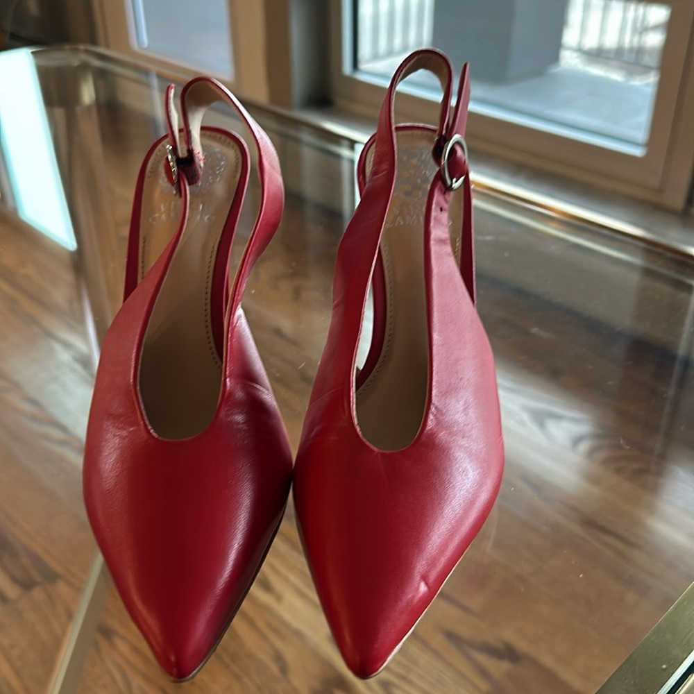 Beautiful red Vince Camuto Heels, Size 37 - 6.5